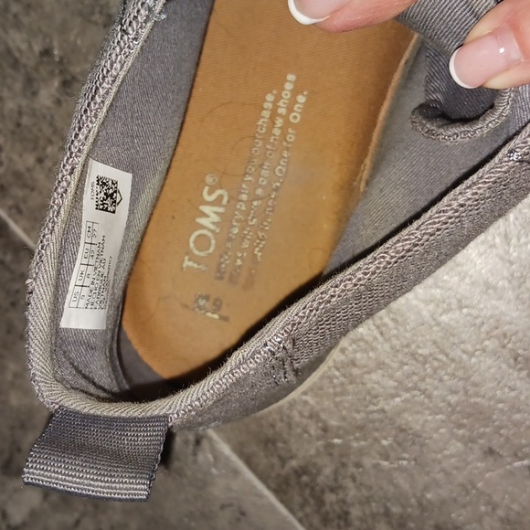 Tom's mens/boys size 9 - Picture 11 of 12